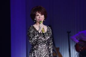 Singer Tsai Chin