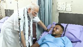 Modi Visiting the Only Survivor in An Air India Plane Crash