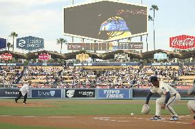 Baseball: Giants vs. Dodgers