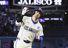 Baseball: Giants vs. Dodgers