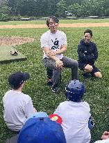 Baseball clinic by ex-Yankees slugger Matsui