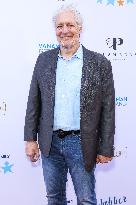 13th Annual Ed Asner And Friends Poker Night - LA