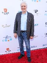 13th Annual Ed Asner And Friends Poker Night - LA