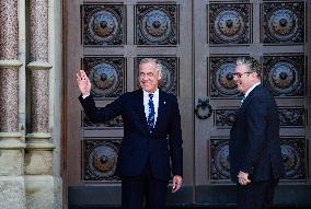 Mark Carney Meets With Keir Starmer - Ottawa
