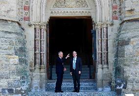 Mark Carney Meets With Keir Starmer - Ottawa