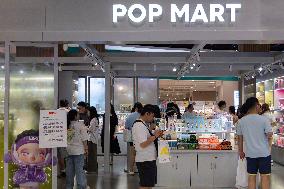 POP MART LABUBU Dolls