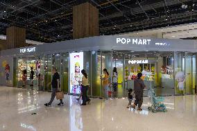 POP MART LABUBU Dolls