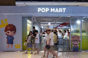 POP MART LABUBU Dolls