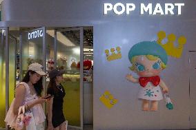 POP MART LABUBU Dolls