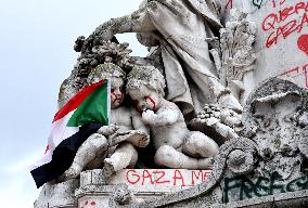 Pro-Palestinian demonstration with Rima Hassan - Paris