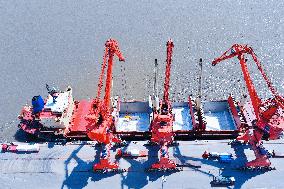 First Foreign General Cargo (pulp) Vessel in Rugao Port