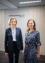 Anne-Marie Couderc et Florence Parly Portrait - Paris