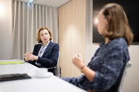 Anne-Marie Couderc et Florence Parly Portrait - Paris