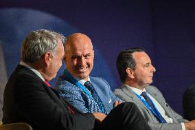 Francois Bayrour Visit To Paris Air Show - Le Bourget