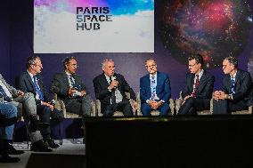 Francois Bayrour Visit To Paris Air Show - Le Bourget