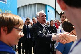 Francois Bayrour Visit To Paris Air Show - Le Bourget