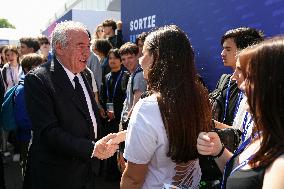 Francois Bayrour Visit To Paris Air Show - Le Bourget