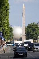 Installation of the Olympic cauldron at the Tuileries - Paris