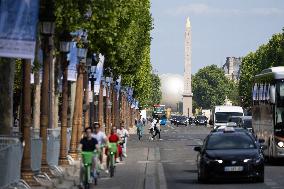 Installation of the Olympic cauldron at the Tuileries - Paris