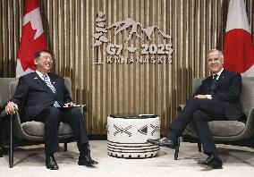 Japan-Canada talks