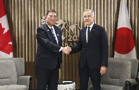 Japan-Canada talks