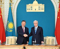 Xi Jinping and Tokayev Discuss Kazakhstan-China Relations - China