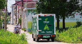 Rural Unmanned Express Delivery Vehicles