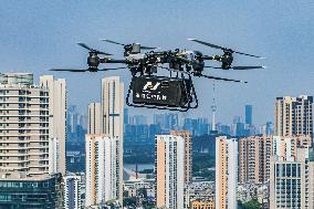 Wuhan Introduces New Low-Altitude Logistics Routes - China