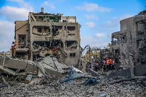Iran Ballistic Missiles Attack on Israel - Tel Aviv