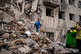 Horrifying Russian Missile Attack On Kyiv Kills 14 - Ukraine