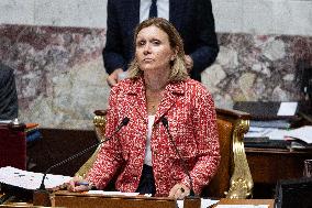 Questions to the government at the National Assembly - Paris RL