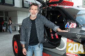 Dakar Chronicles Premiere