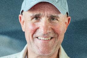 Dakar Chronicles Premiere