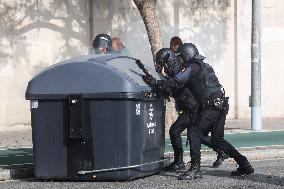 Metal Strike Disrupts Cadiz Roads and Commuter Trains - Spain