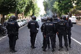 Metal Strike Disrupts Cadiz Roads and Commuter Trains - Spain
