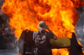 Metal Strike Disrupts Cadiz Roads and Commuter Trains - Spain
