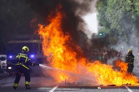 Metal Strike Disrupts Cadiz Roads and Commuter Trains - Spain