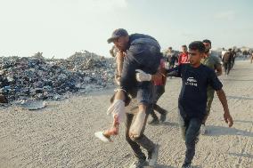 Flour Aid Reaches Gaza Residents