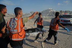 Flour Aid Reaches Gaza Residents