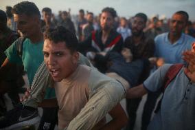Flour Aid Reaches Gaza Residents