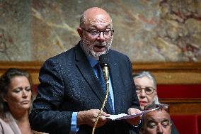 Questions to the government at the National Assembly in Paris FA