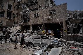 Iran Ballistic Missile hit Bnei Brak - Israel
