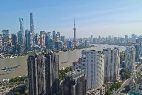 Shanghai Huangpu River Lujiazui