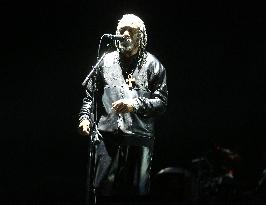 Massive Attack and Elisabeth Fraser Milan Concert - Italy