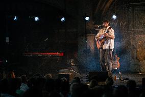 Nick Mulvey In Concert - London