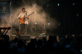 Nick Mulvey In Concert - London