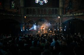 Nick Mulvey In Concert - London