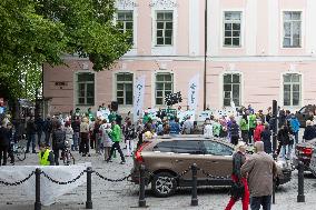 The Centre Party protest
