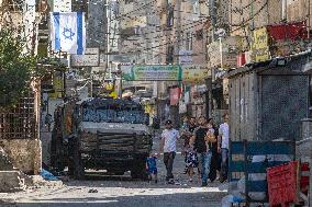 Nablus Israeli Soldiers Explode Blacksmith Shop - West Bank