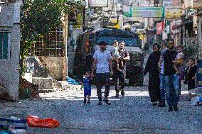 Nablus Israeli Soldiers Explode Blacksmith Shop - West Bank